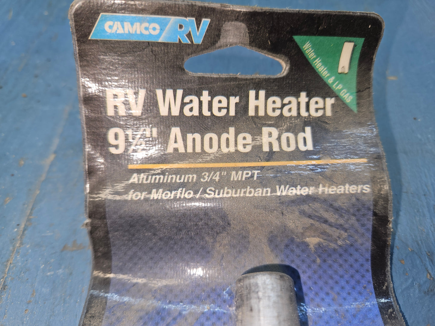 Hot water tank anode rod