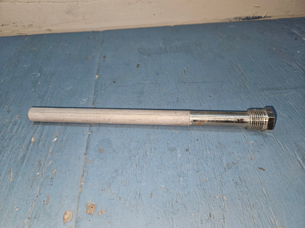 Hot water tank anode rod