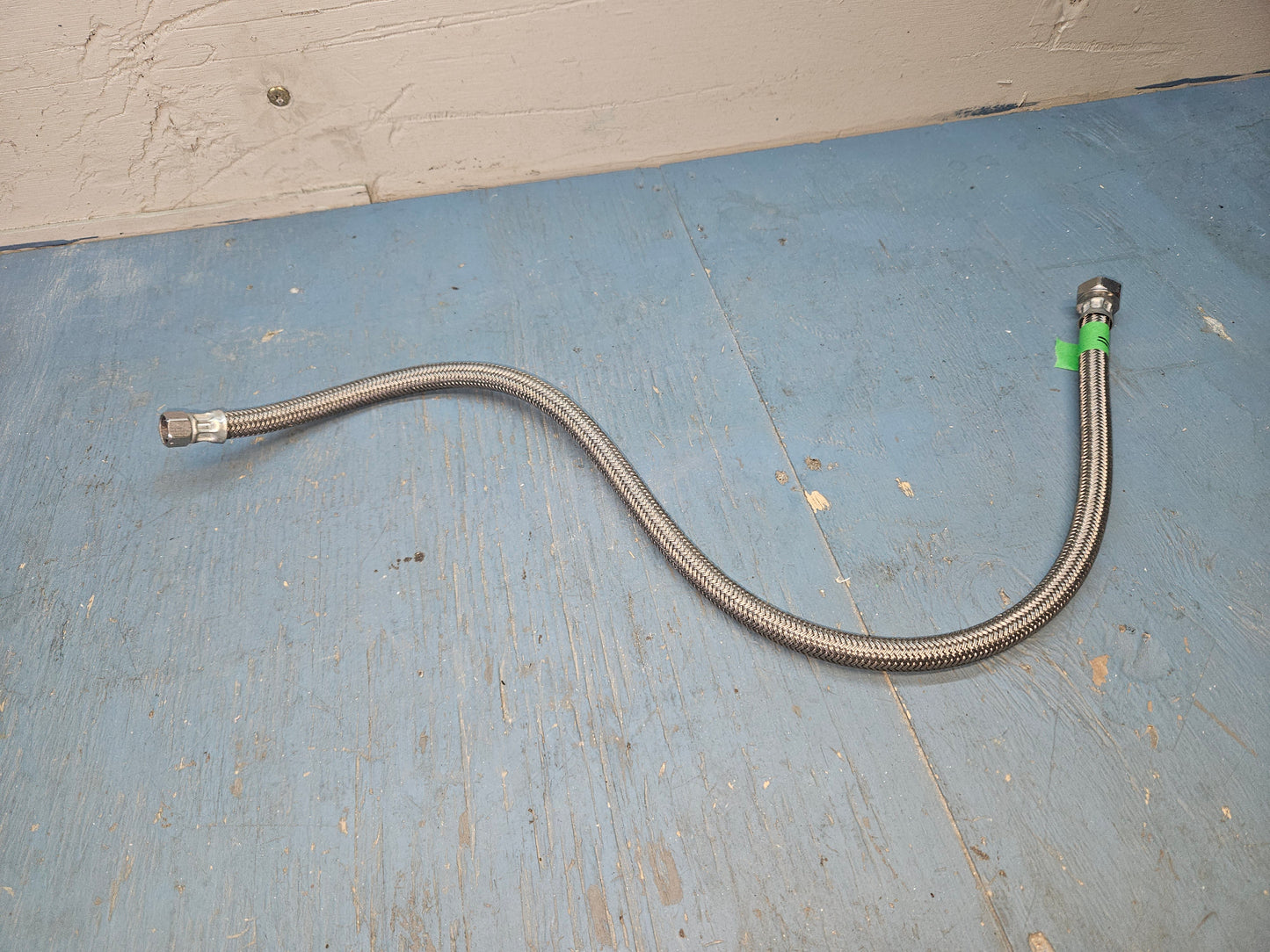 Faucet connector hose