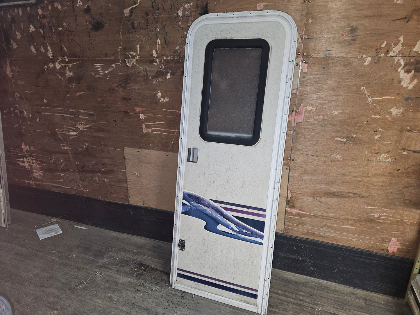 24.5x70 RH radius entry door