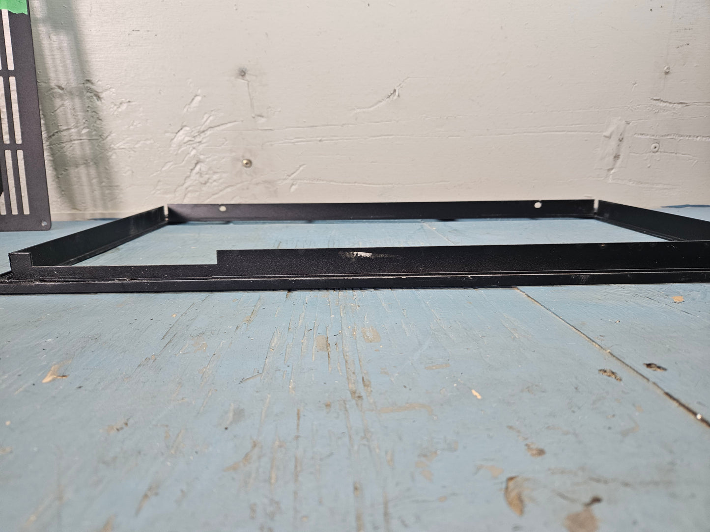 Microwave surround