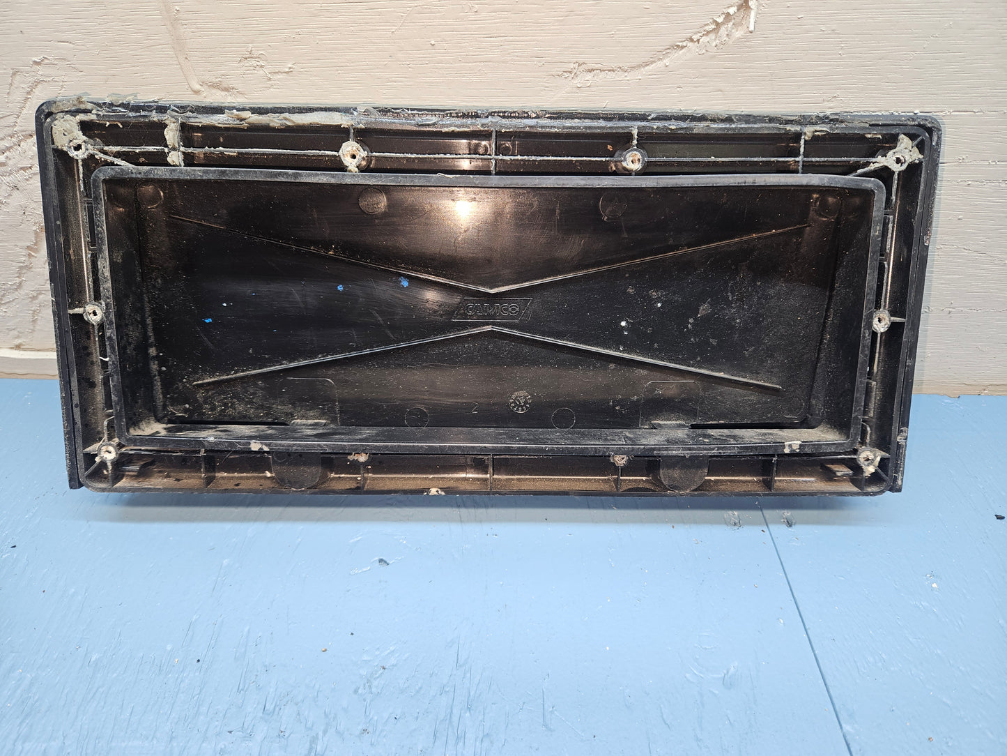 Range hood vent