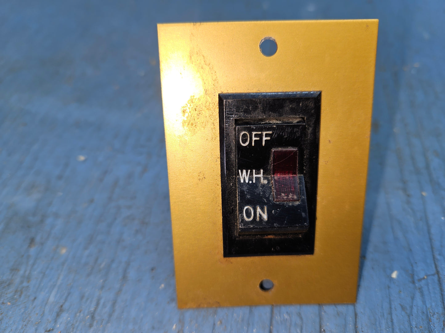 Light switch