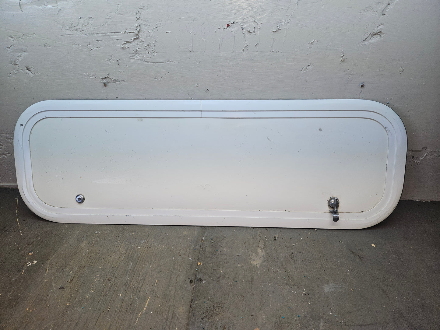 Cargo door