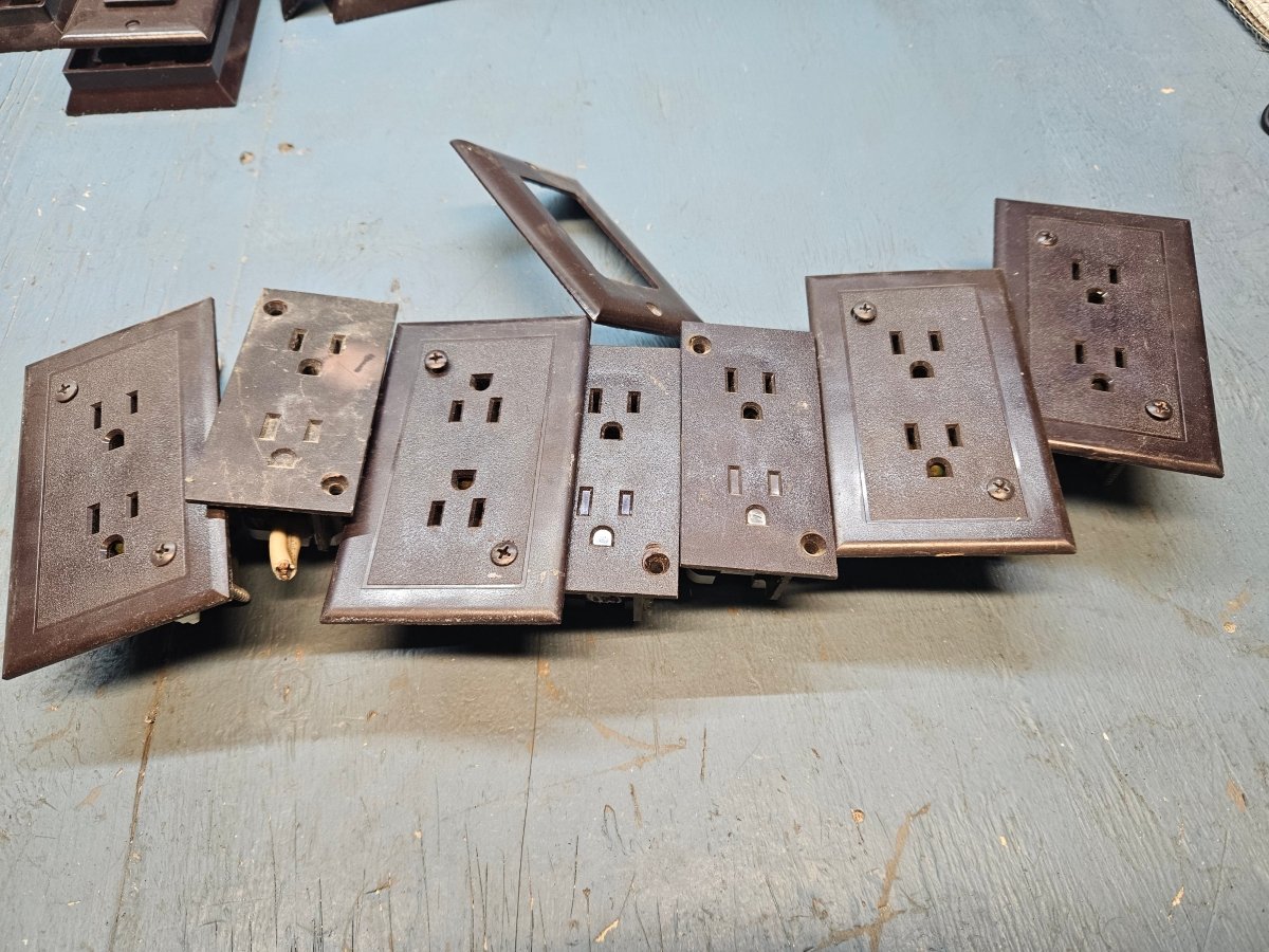 Wall plug