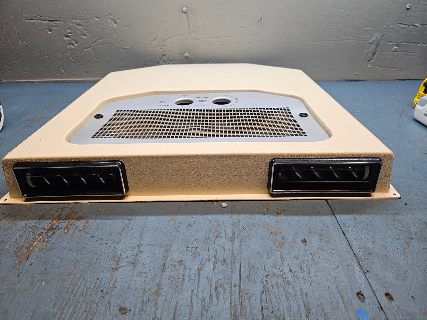 Ac Evans ceiling assembly