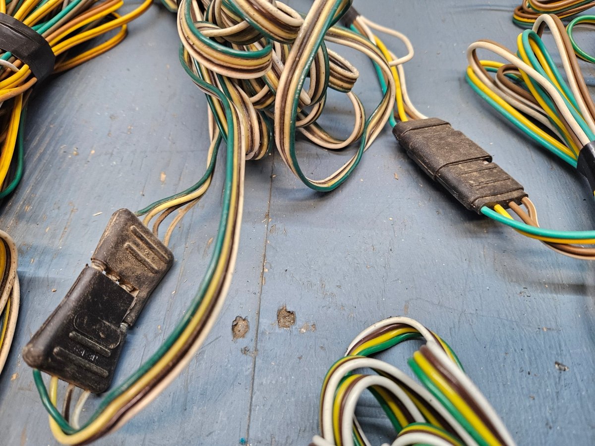 Trailer wires