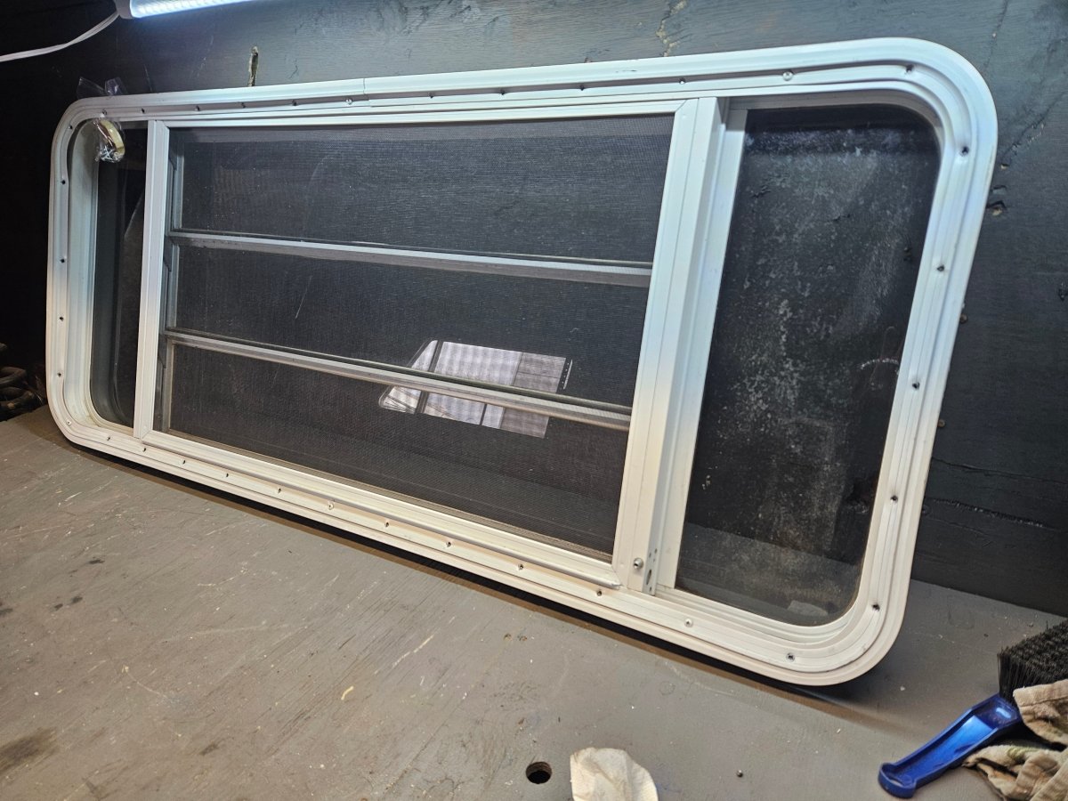 Crank out window white