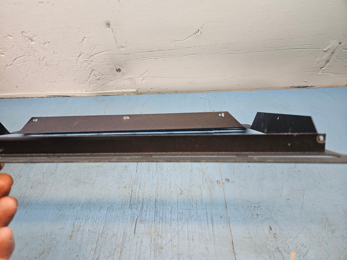 Microwave surround