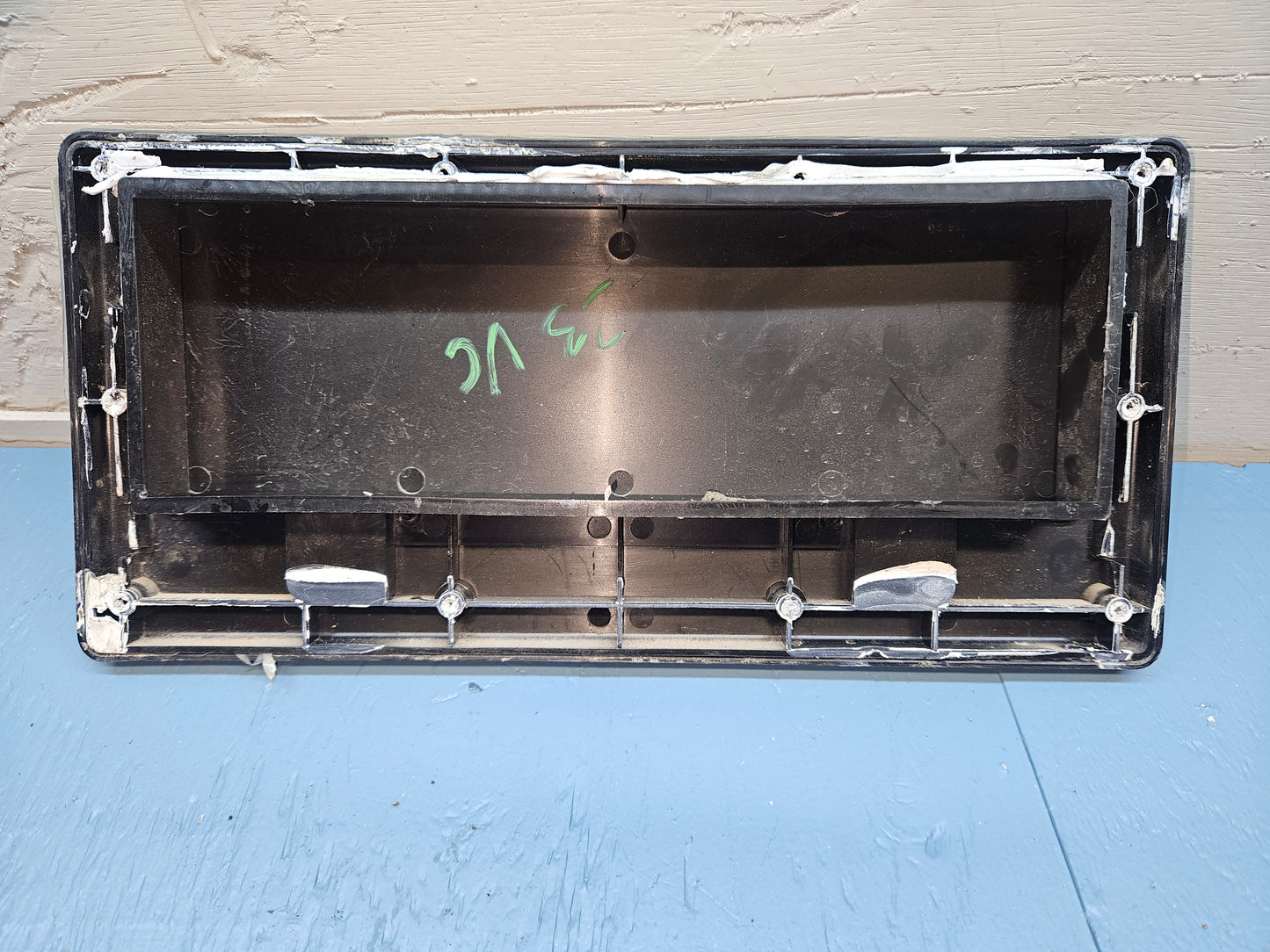Range hood vent
