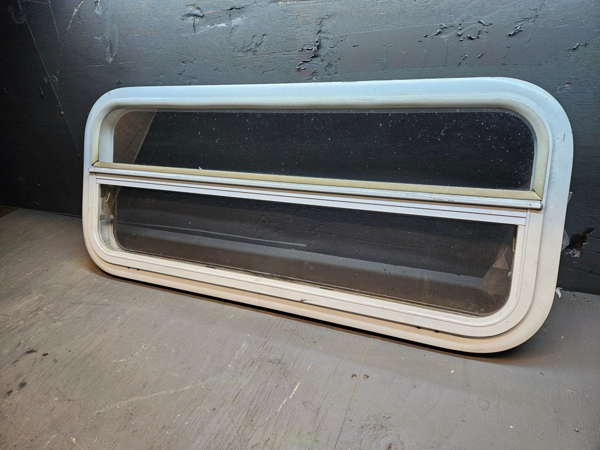 Crank out window white