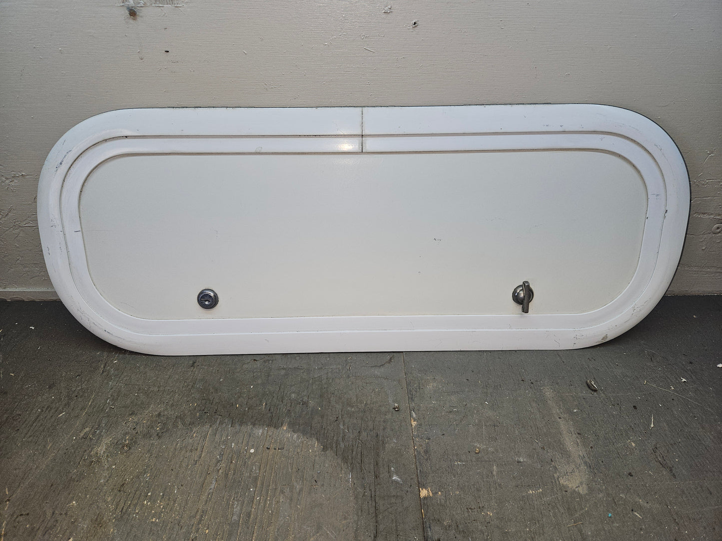 Cargo door