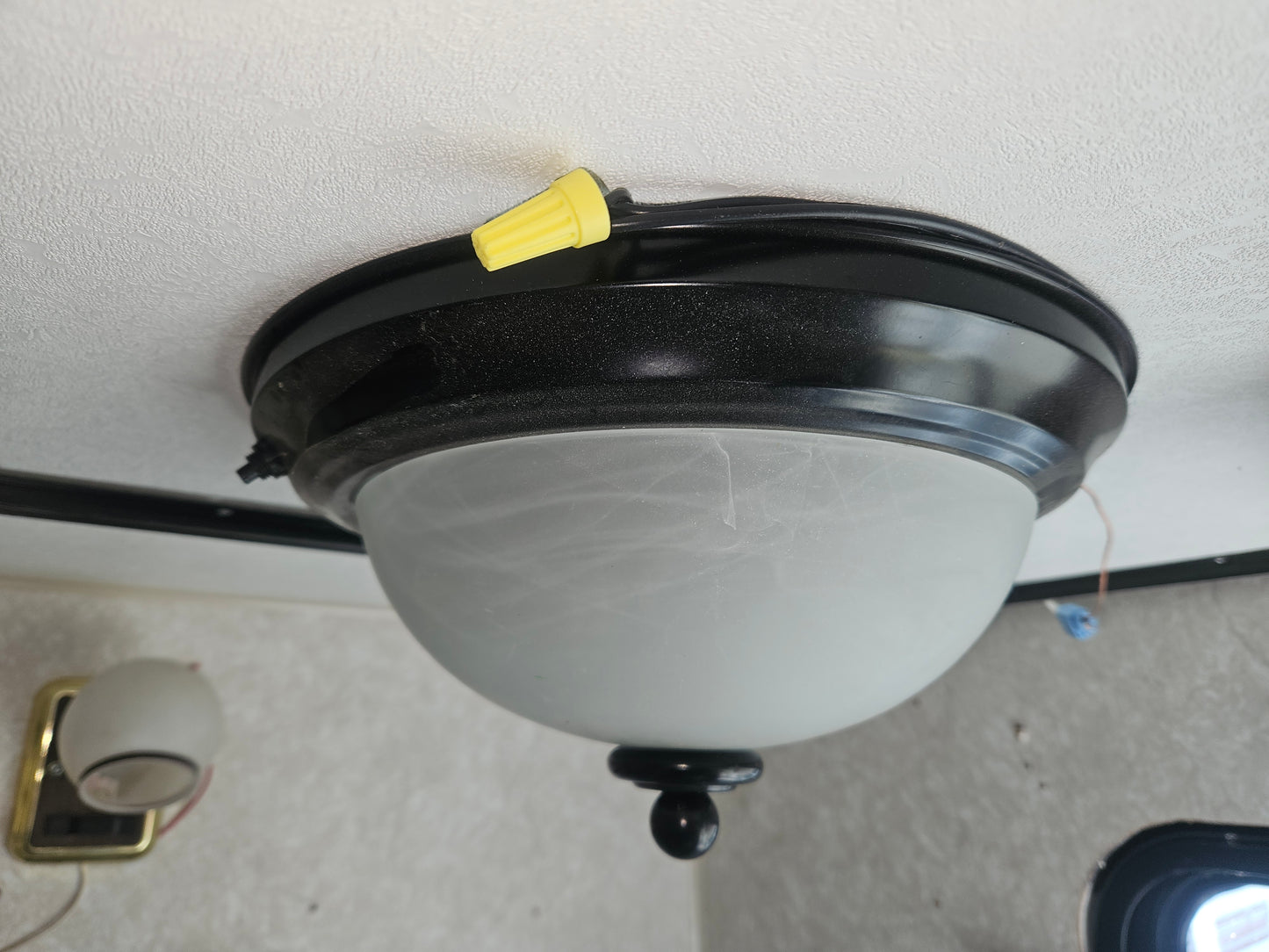 Ceiling mount light
