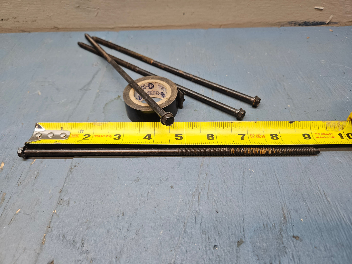 Ac bolt