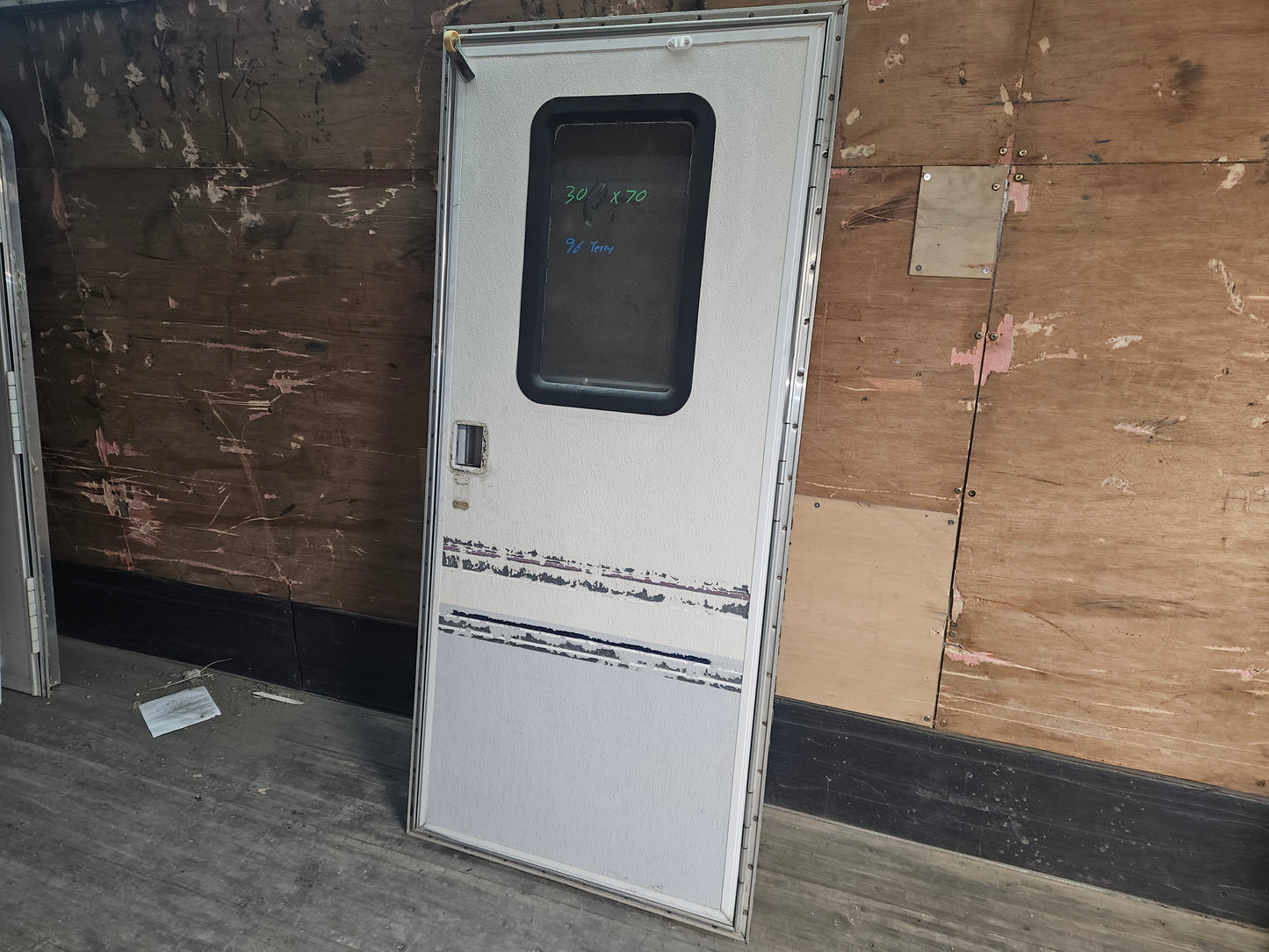 30x70 RH square edge entry door