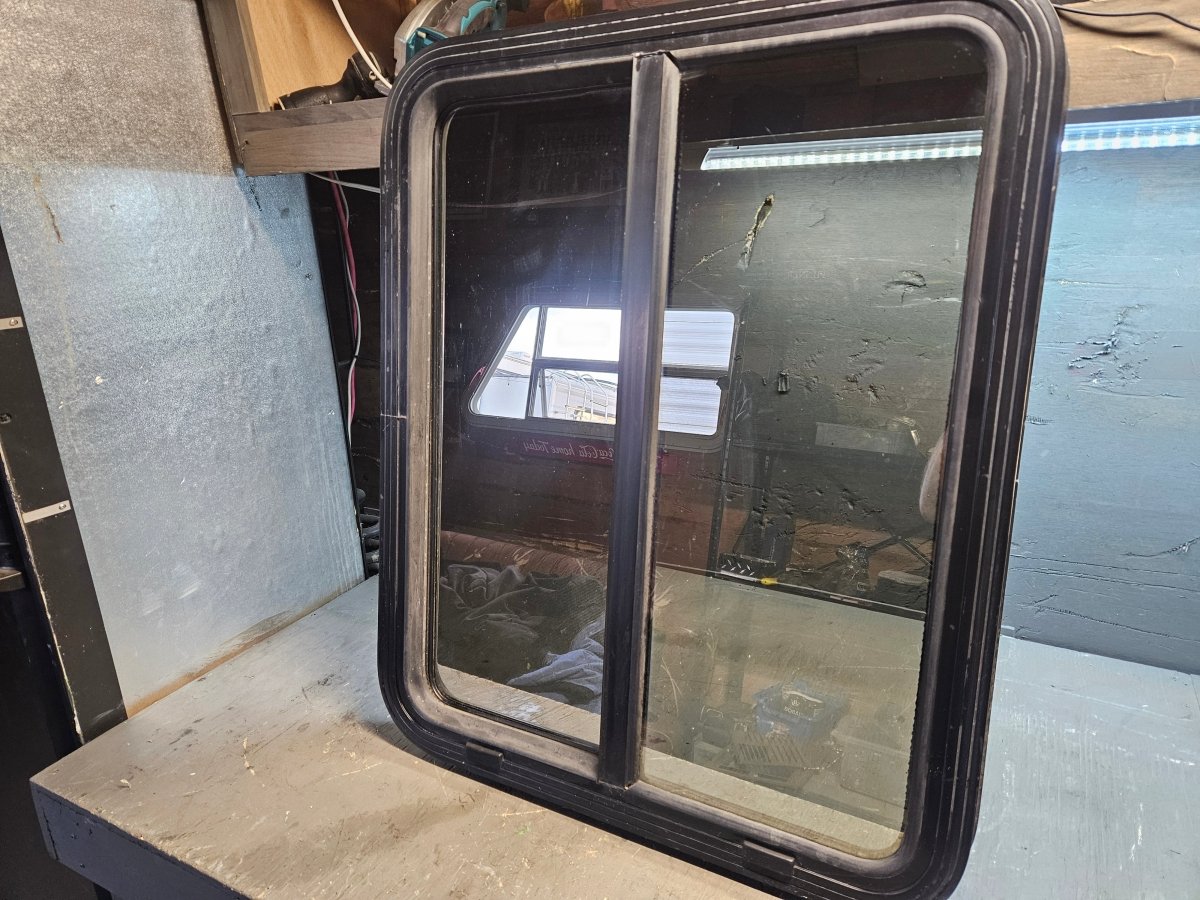 Thermal vertical slider window black