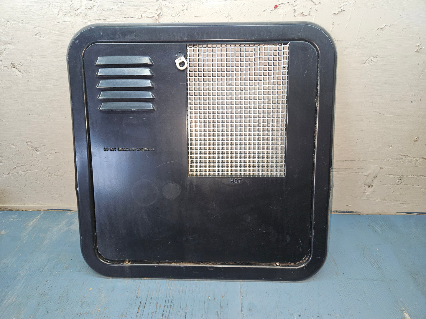 Suburban 6 gallon hot water tank cover.