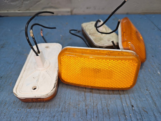Marker light amber