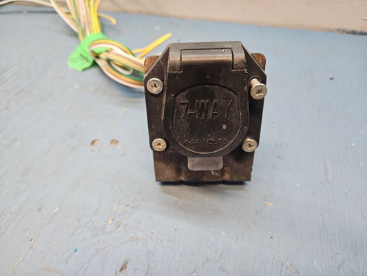 7 pin plug