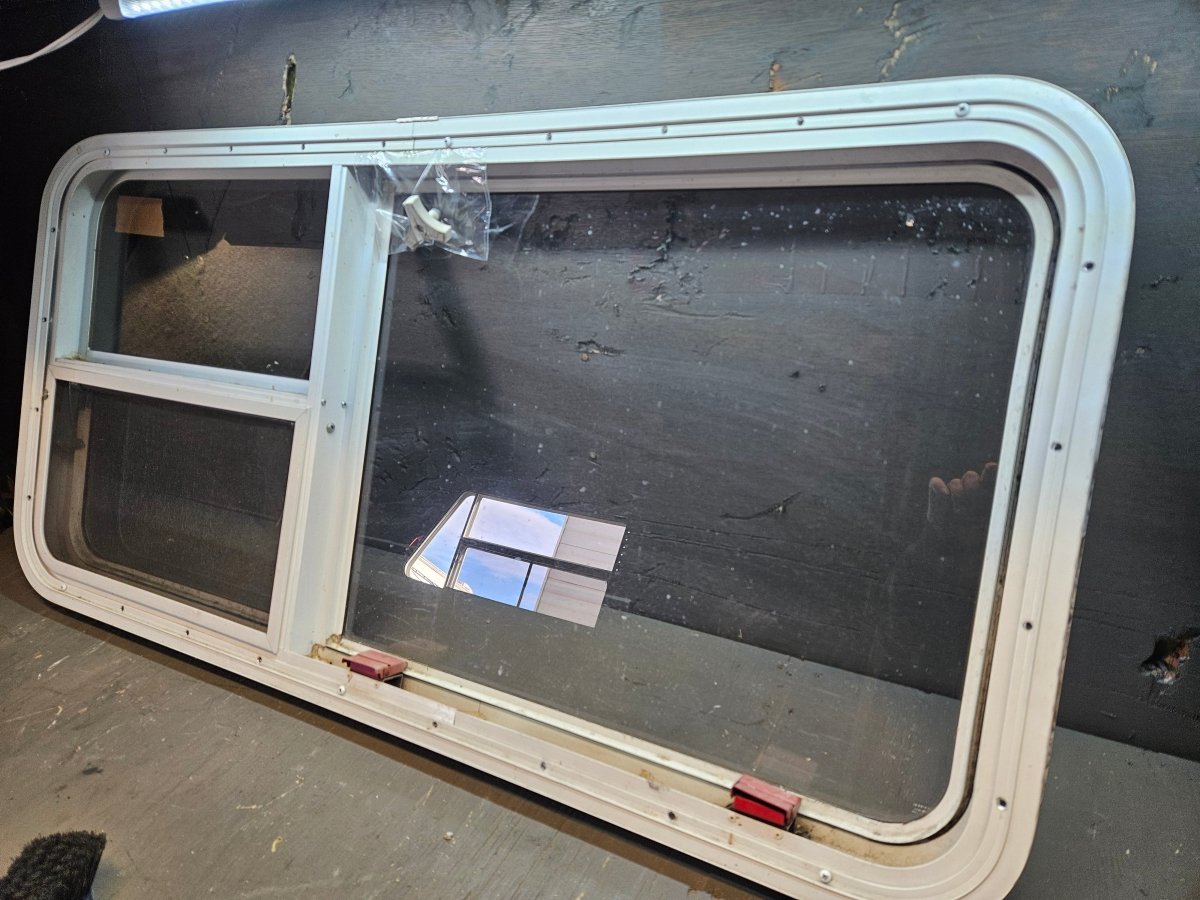 Escape combination window