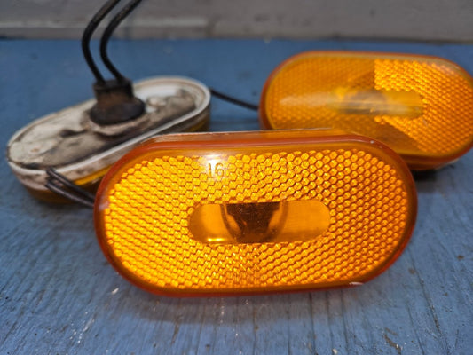 Marker light amber