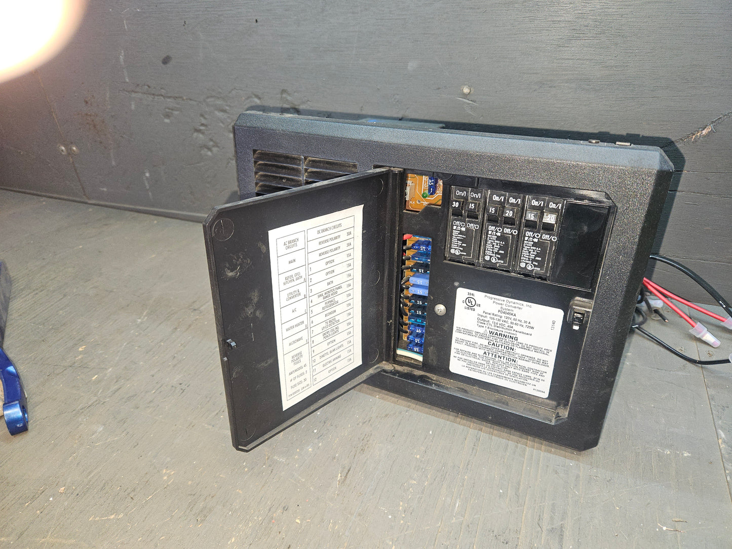 Progressive dynamics 45 amp convertor