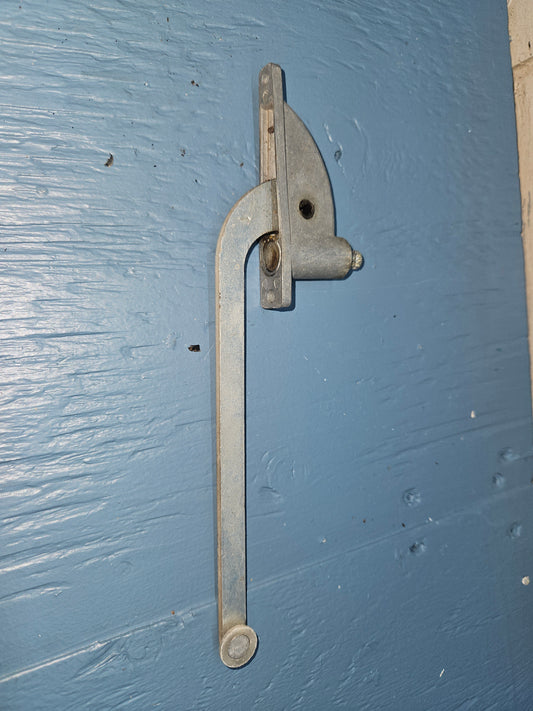 Vent fan lift mechanism