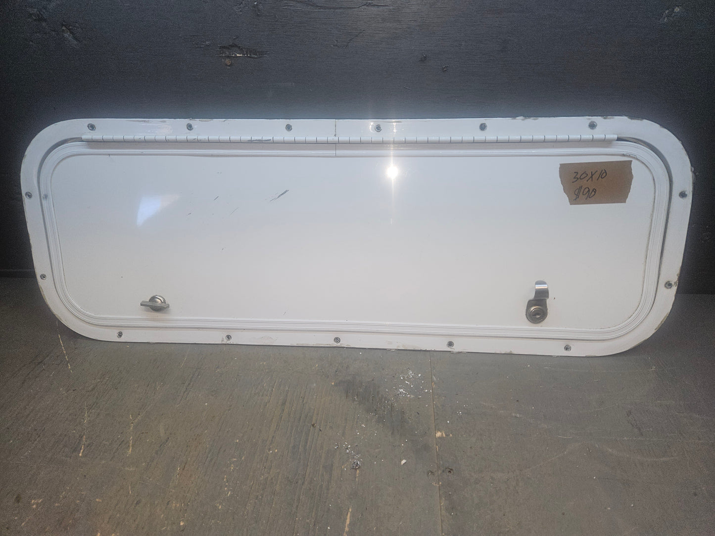 Cargo door