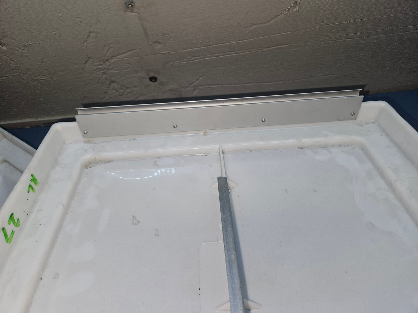 Camco vent lid