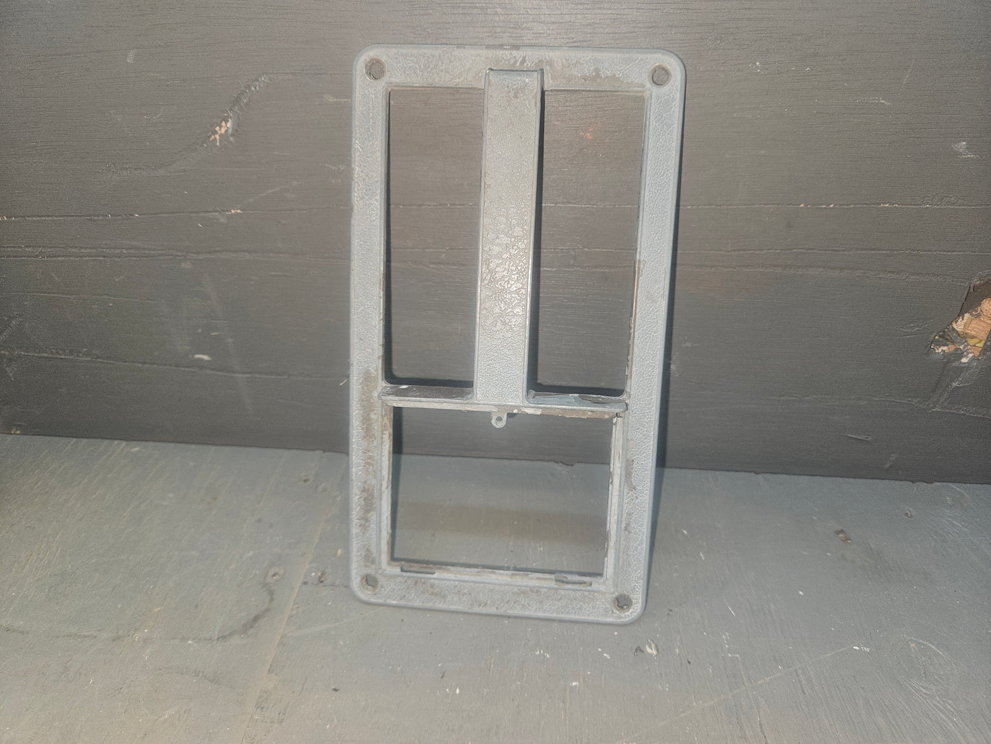 Entry door grab handle