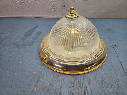 Ceiling mount light