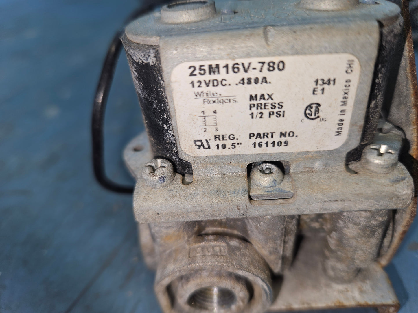 Suburban hot water tank gas valve