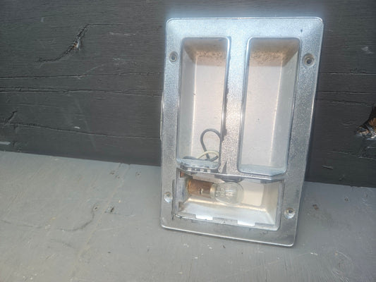 Entry door grab handle lighted
