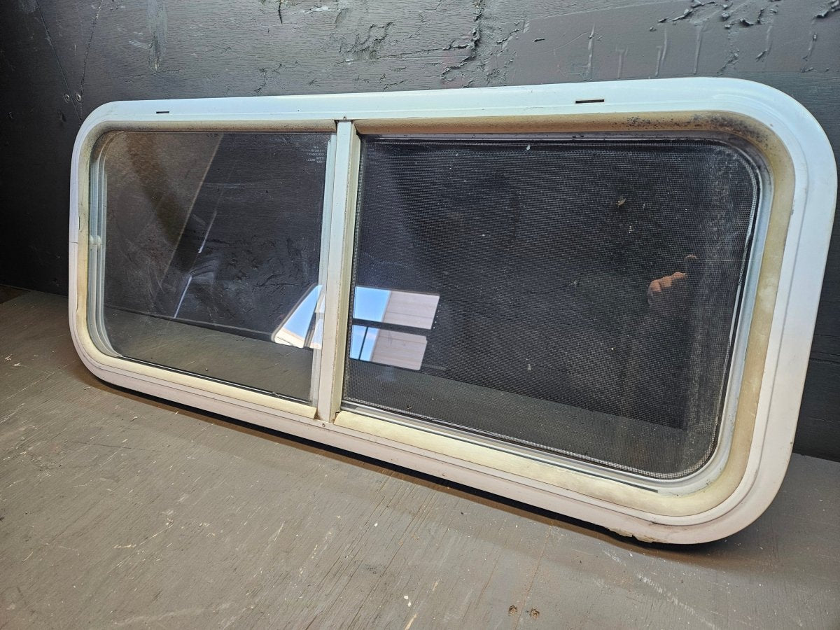 Slider window white