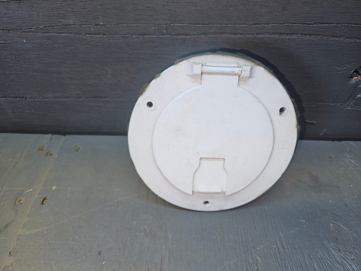 Access electrical hatch