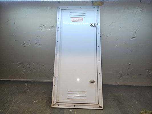 Cargo door vented