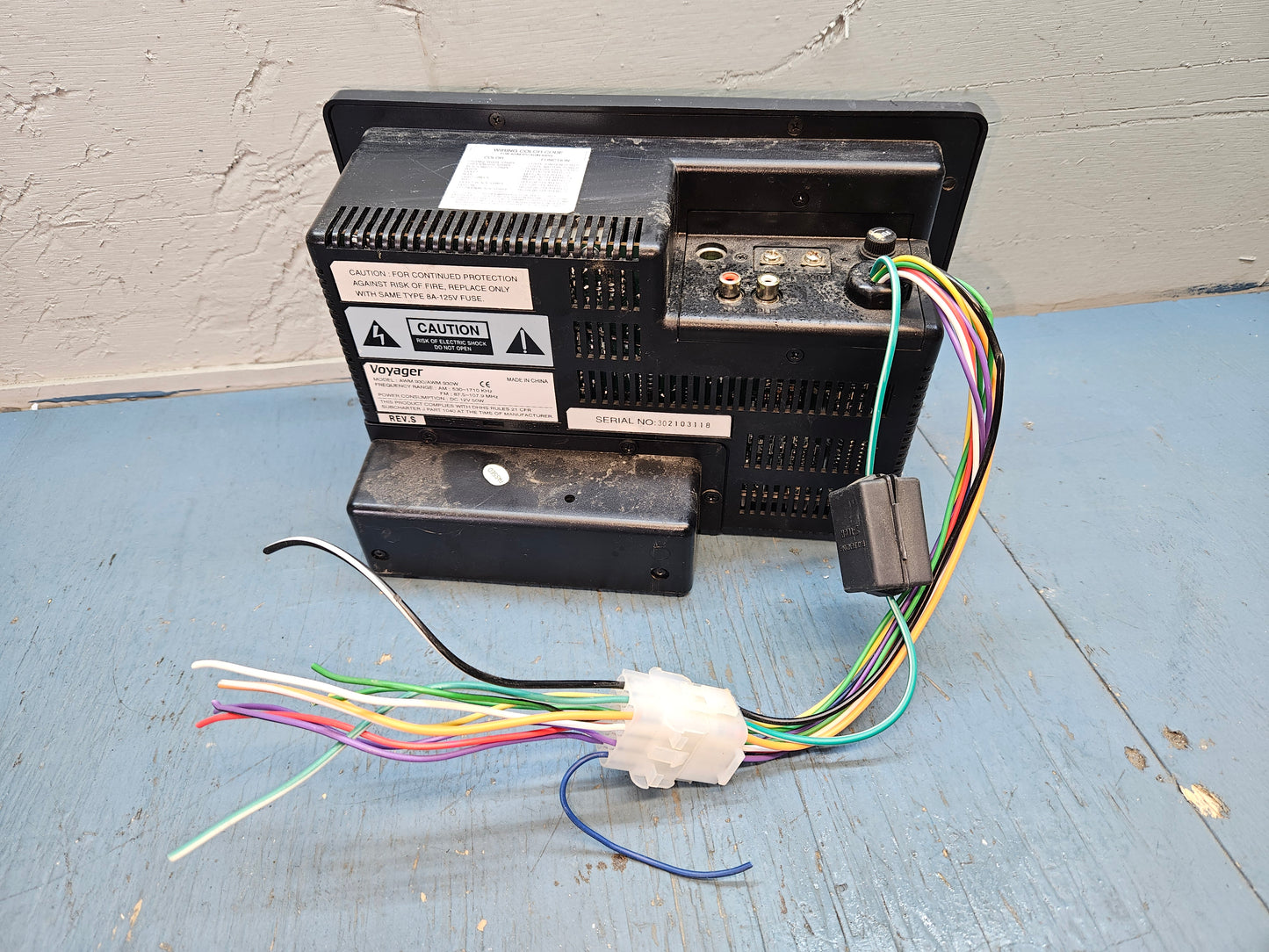 Voyager stereo AWM930