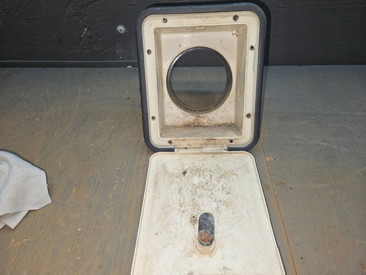 Access hatch sewer hose
