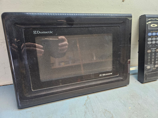 Microwave door Dometic