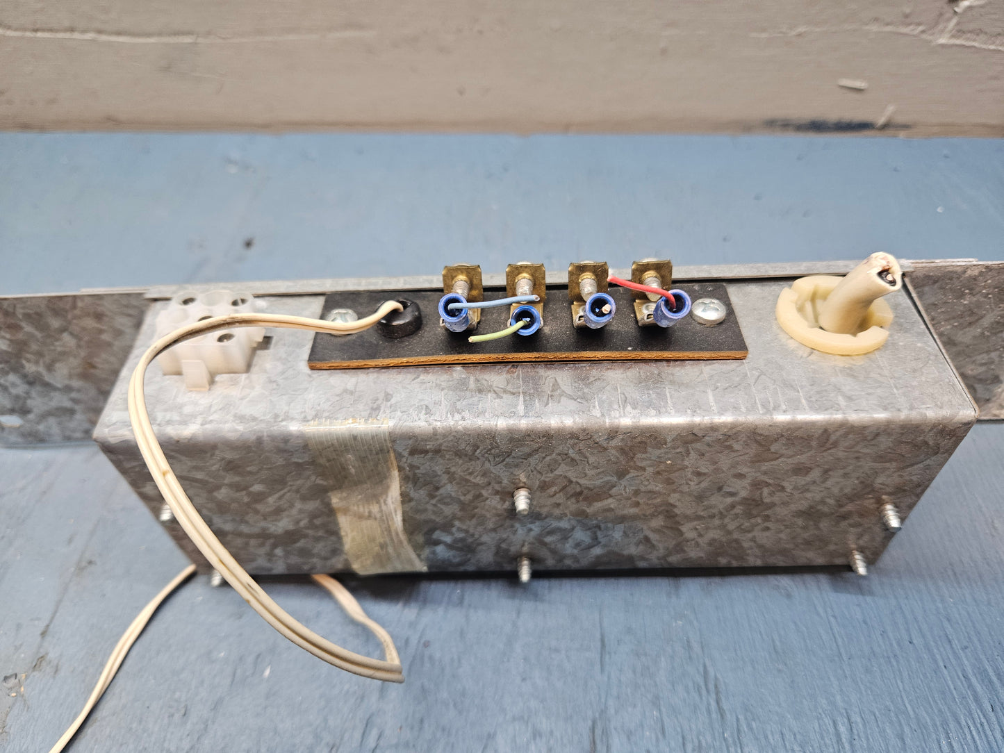 Ac control Coleman