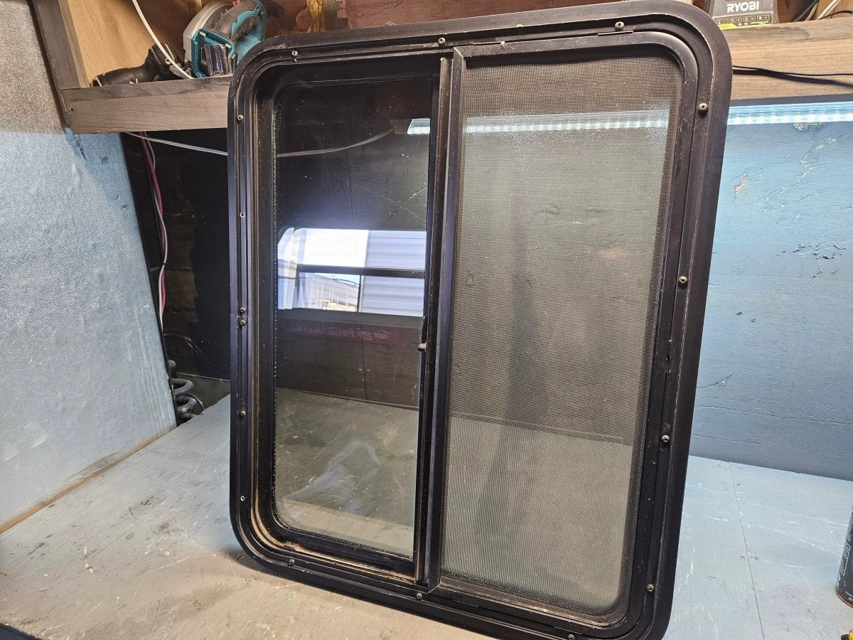 Thermal vertical slider window black