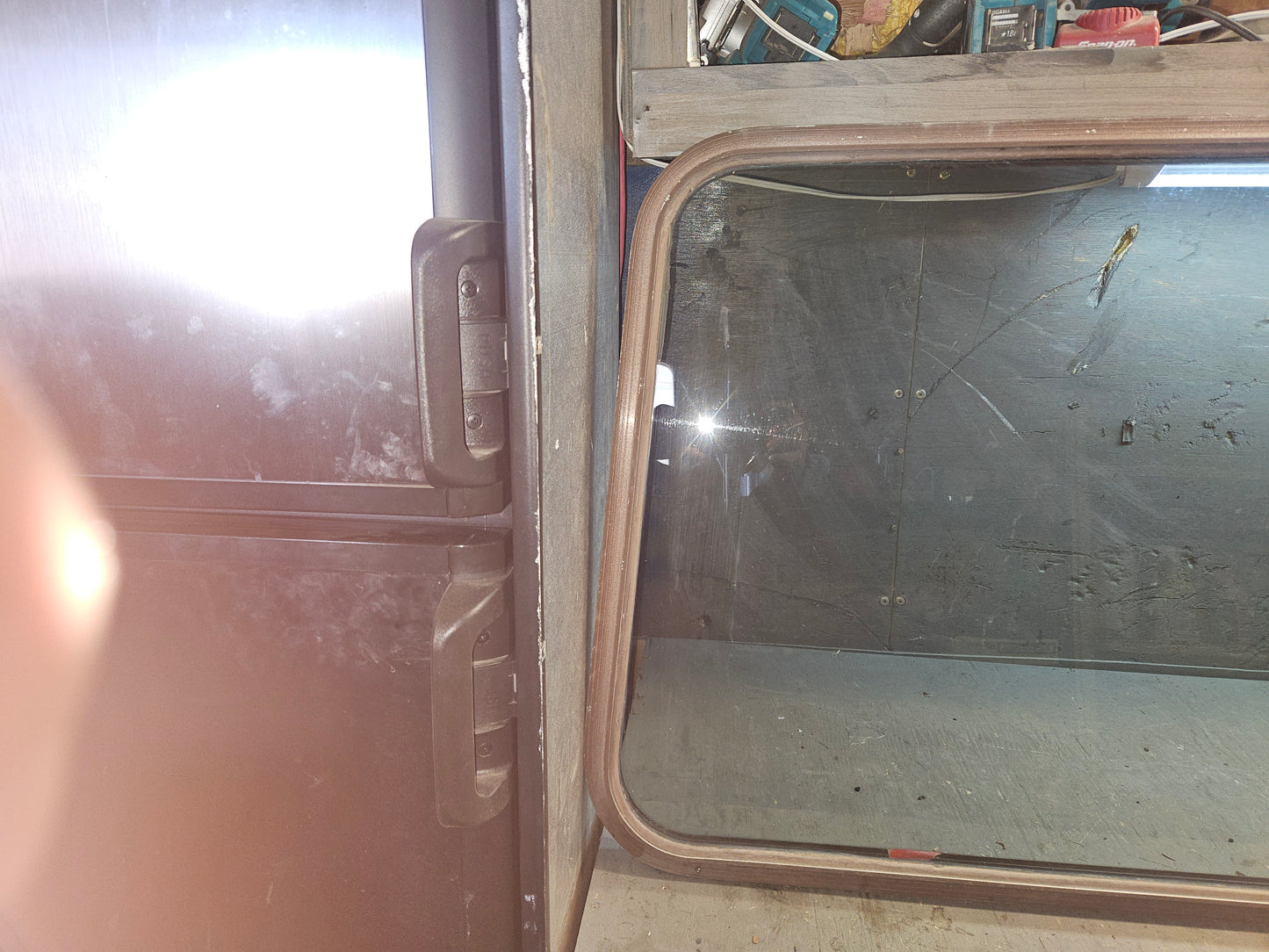 Brown non opening window