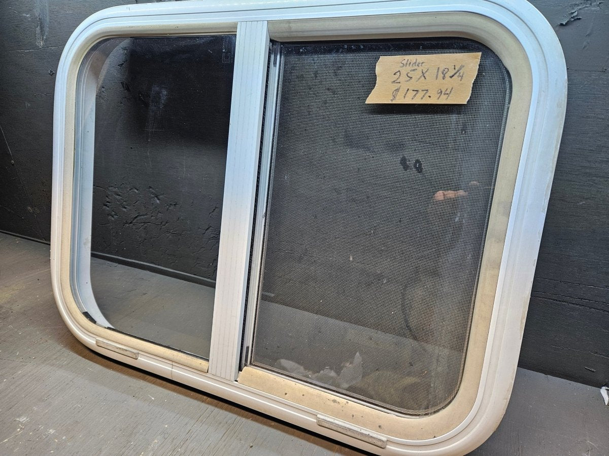 Slider window white