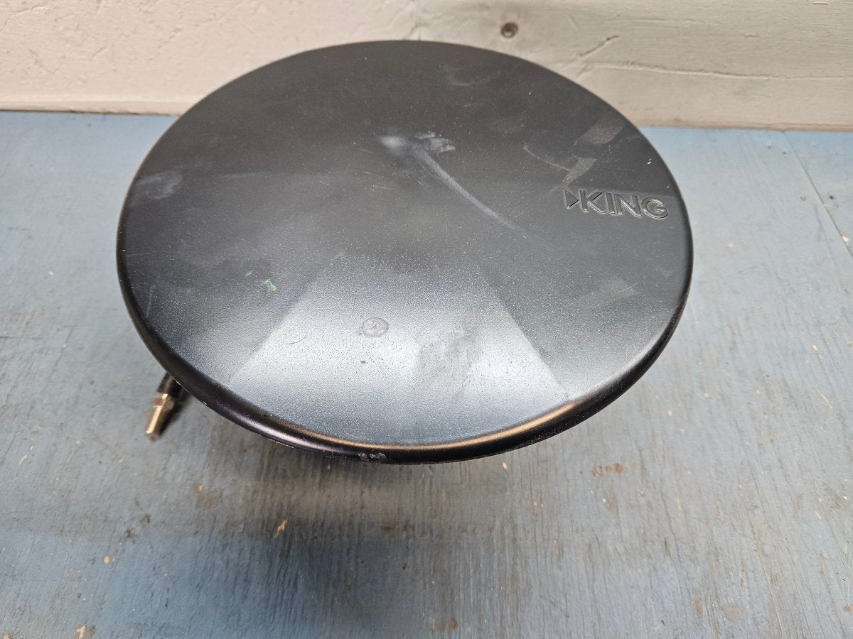 Roof antenna.  King