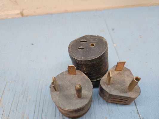Adapter plug 30amp to 110volt