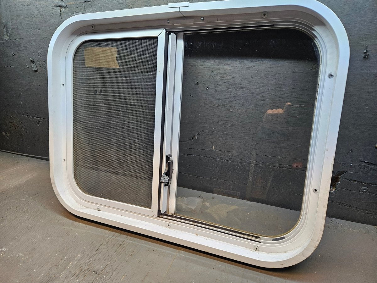 Slider window white