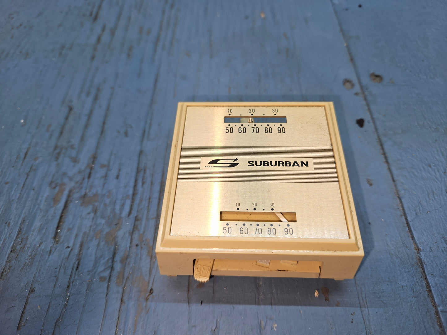 Suburban thermostat