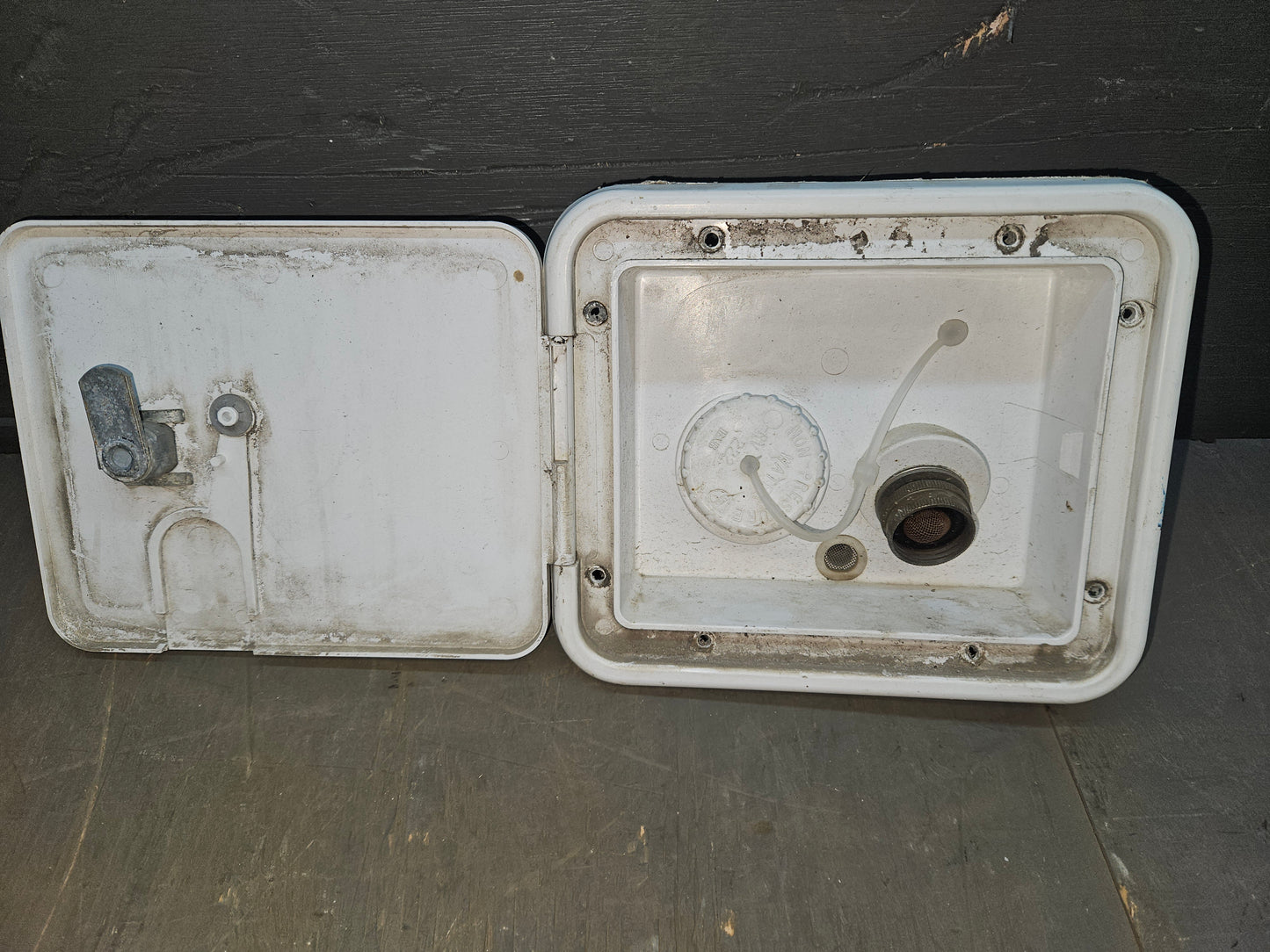 Access hatch water