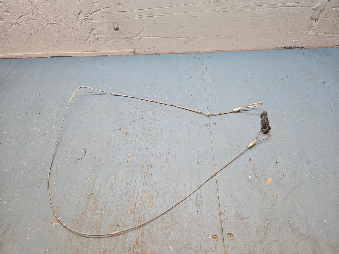 Break away switch cable