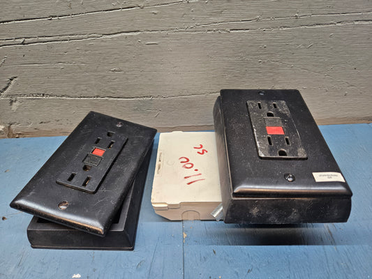 Wall plug GFI